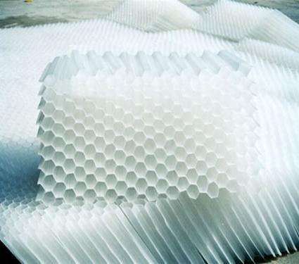 б�����ϵ��L(ch��ng)��Խ�L(ch��ng)Խ�Æ���